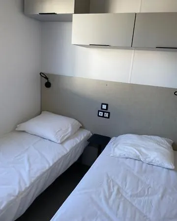 Camping Oasis Louisiane Grand Large Iii Kamp alanı *
